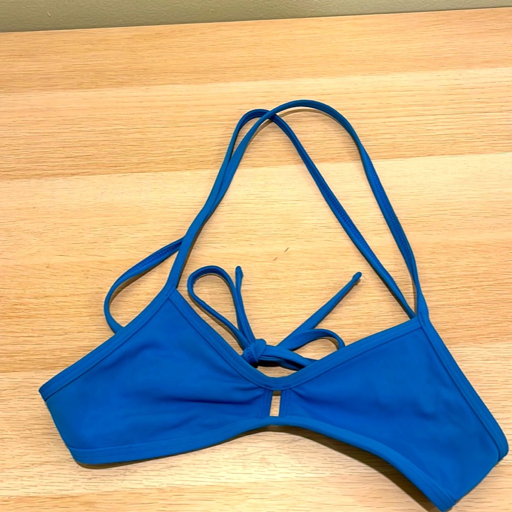 Jolyn bikini top